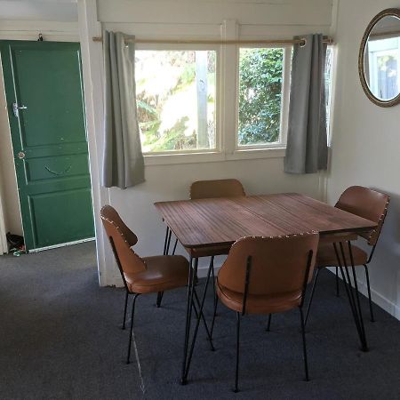 Cox Bay Cottage Раглан Екстериор снимка