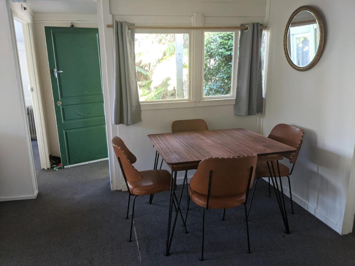 Cox Bay Cottage Раглан Екстериор снимка