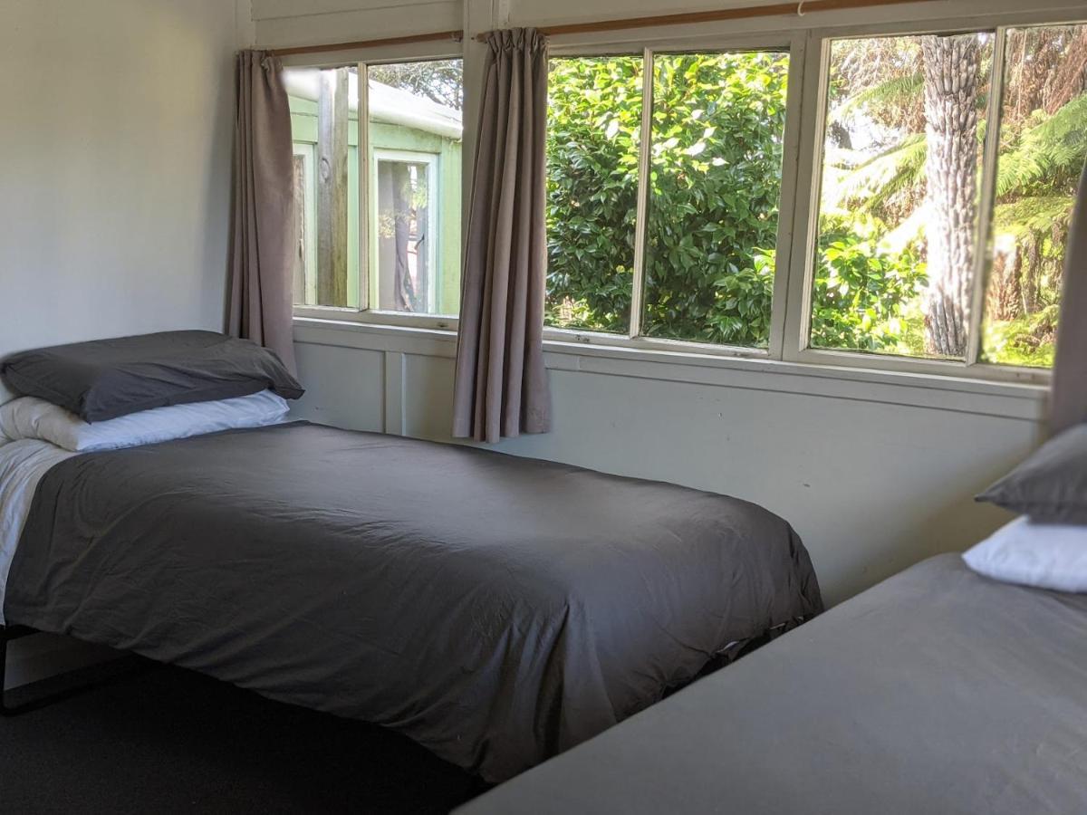 Cox Bay Cottage Раглан Екстериор снимка