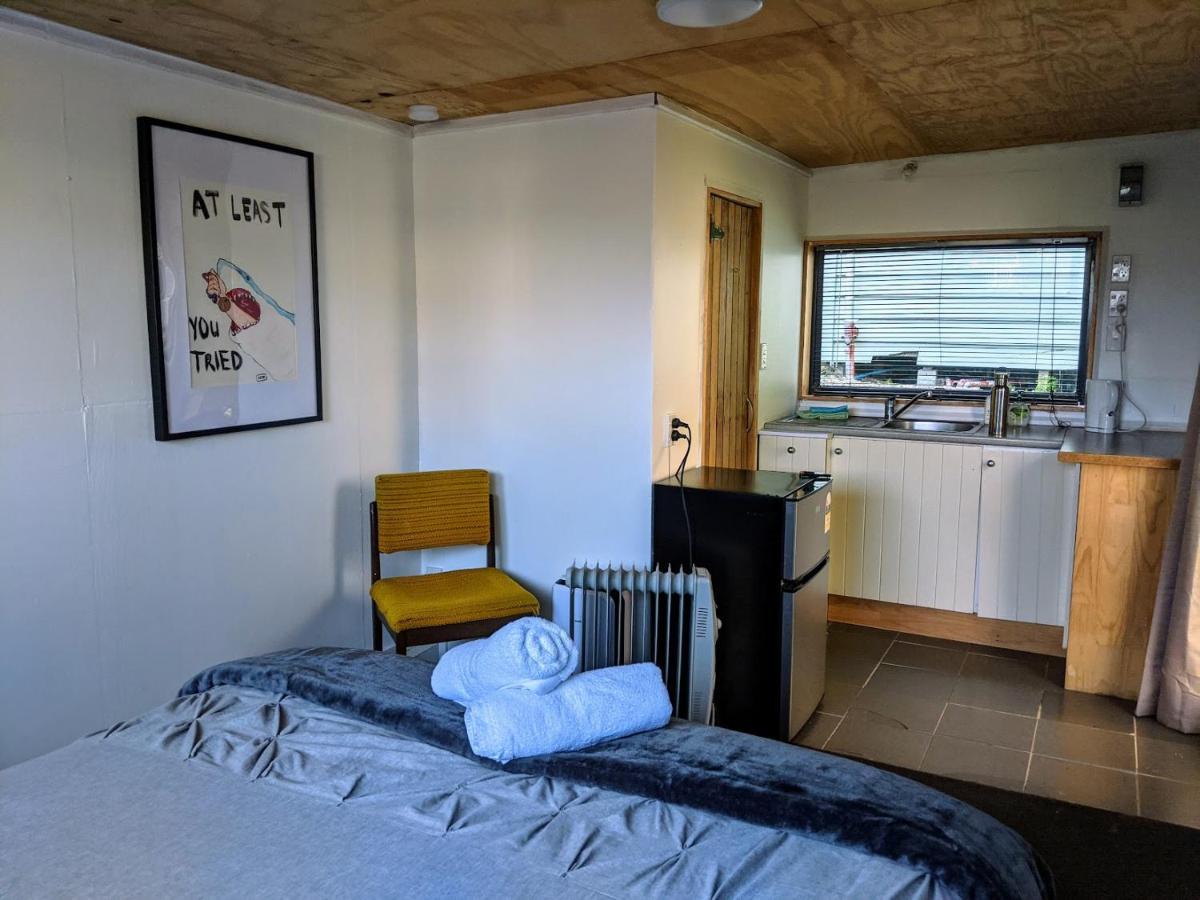 Cox Bay Cottage Раглан Екстериор снимка